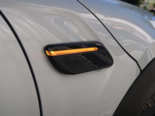 車両側をLEDサイドフラッシャー仕様へ最適化するコーディング