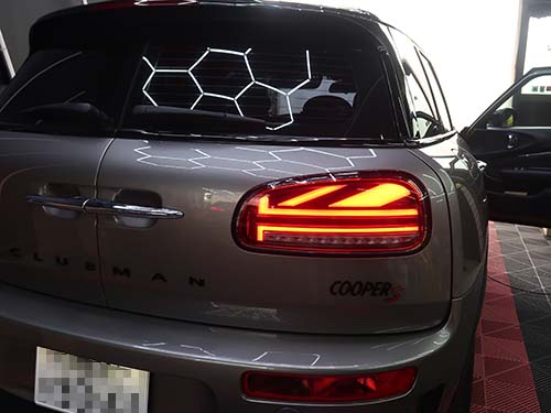 右側テールライト交換後の点灯確認