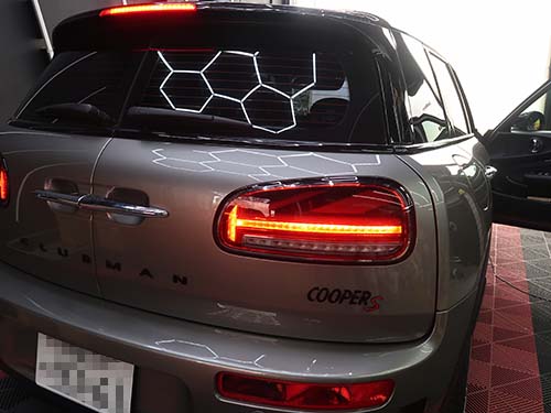 右側テールライト交換後の点灯確認