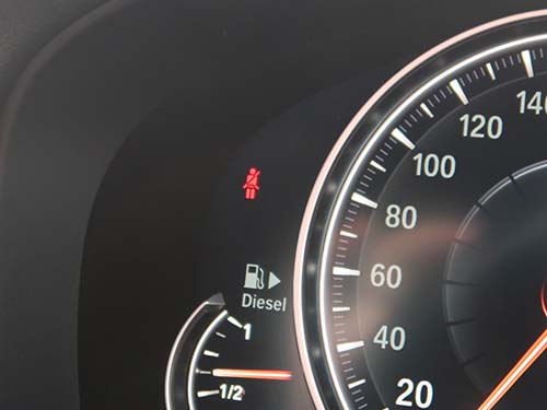 シートベルト非装着時の警告音無効化