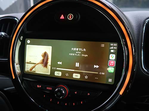 CarPlayフルスクリーン表示でナビと音楽アプリの視認性向上