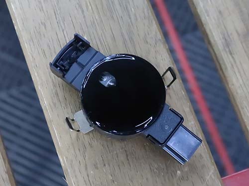 2018年以降モデル用の純正オートライトセンサー へ交換