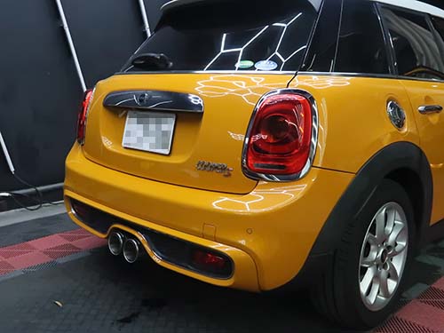 MINI F55 REMUSスポーツマフラー装着