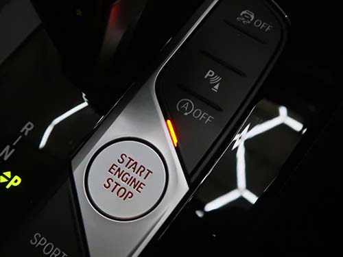 エンジン停止時にアイドリングストップ状態の前回記憶