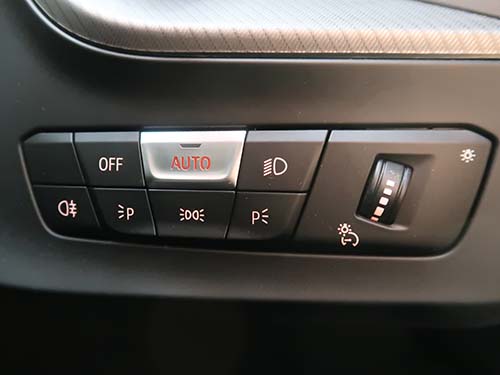 エンジン作動中のヘッドライトスイッチ【OFF】有効化