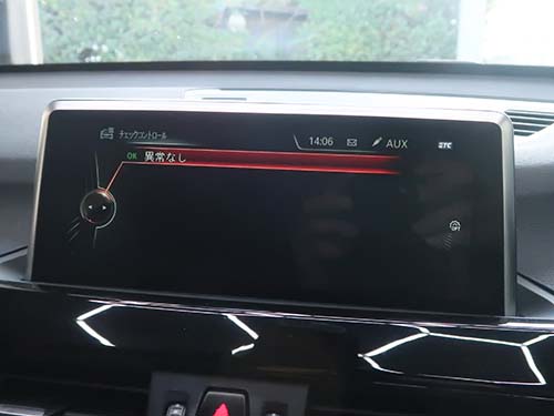 BMW X1 F48 車両動き出し注意 修理