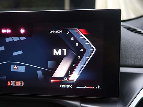 スポーツドライビング志向の方に特におすすめのカスタム