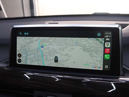 ナビアプリや音楽アプリを広い画面で表示でき、視認性と操作性が向上