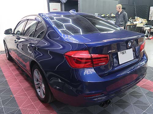 BMW 3シリーズセダン(F30) LCI 320i