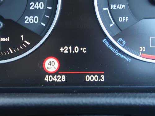 スピードリミットインフォ（SLI）機能の有効化