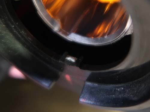 BMW X2 F39 リアターンインジケータ異常を低コスト修理