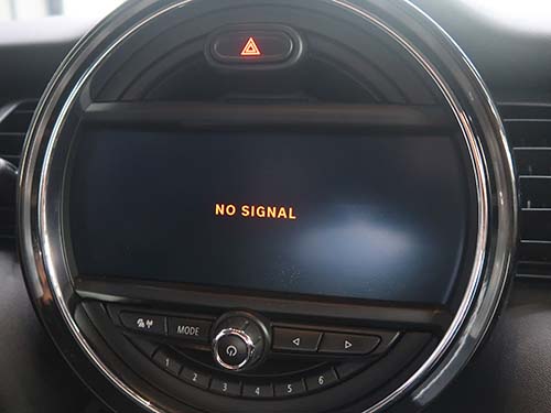 MINI F56 NO SIGNAL表示