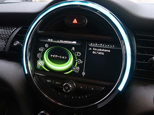 純正ディスプレイにヘッドユニット情報が正常表示