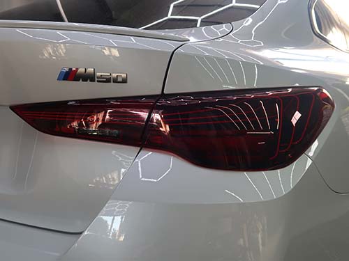 LCIモデル用 純正レーザーテールライト の後付装着を