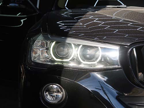 ヘッドライトのキセノン（HID）バルブ切れ修理