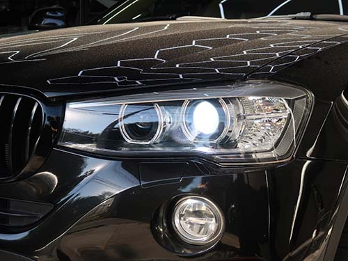 BMW X4 F26 D1Sバルブ交換