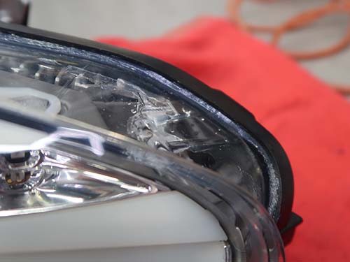 劣化部を中心にコーキング処理を実施