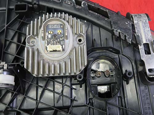 BMW 5シリーズセダン G30 デイライト 焼損で暗く