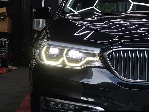 アクリルリペア修理という選択肢がある