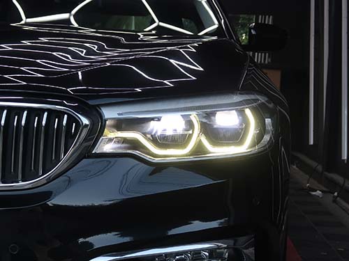 アクリルリペア修理という選択肢がある