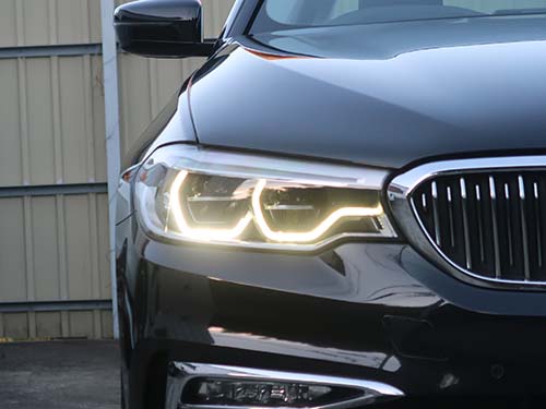 暗く茶色かったデイライトが、明るく白く発光する状態へ復活