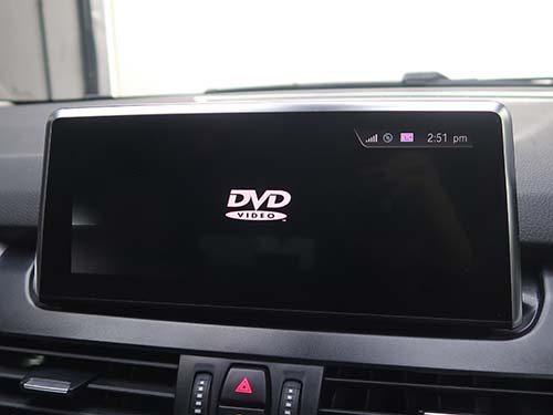 BMW F46 CD/DVD機能を復活