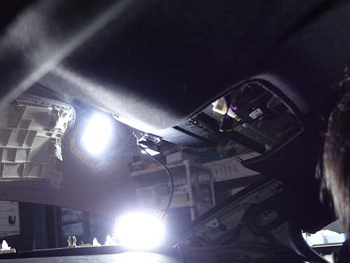 BMW 5シリーズ G30 SOSコール異常 修理｜エマージェンシーバッテリー交換