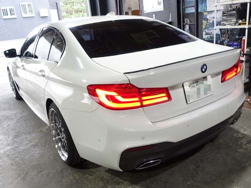 BMW 5シリーズセダン(G30) 523d