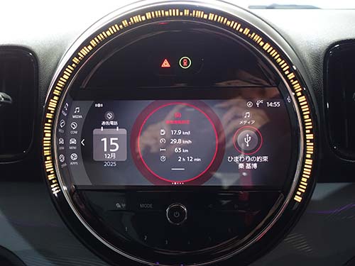 MINI F60 ディスプレイリングをLCI2風へ交換