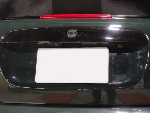 防水仕様の車外リアカメラ（AT-OUTCAM462）が必須