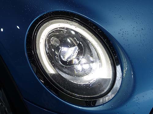 ヘッドライトは正常に点灯する状態へ復帰