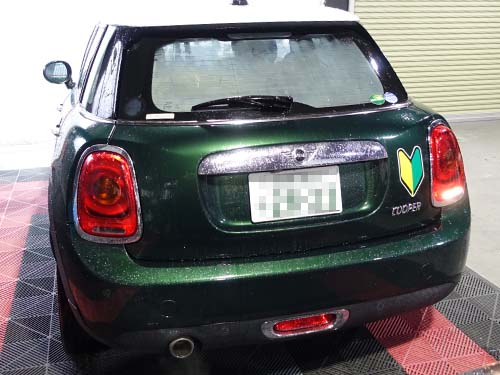 ミニ F55 テールライト 点灯しない