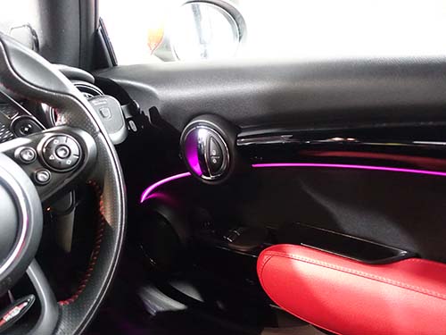 アンビエントライト内蔵の純正ドア内張装飾パネルへ交換