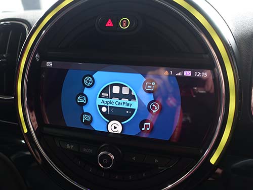 純正CarPlayフルスクリーン有効化