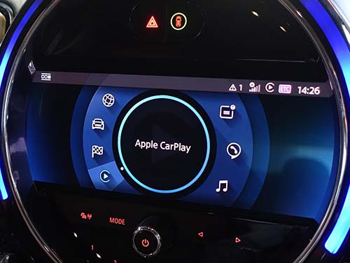 純正Apple CarPlayの有効化