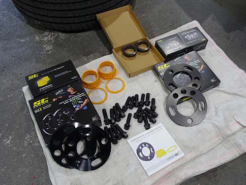 ST製ホイールスペーサー(DZX)