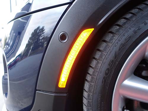 点ではなく面で発光している