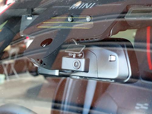 ミニ カントリーマン U25 デジタルミラーのドライブレコーダー装着