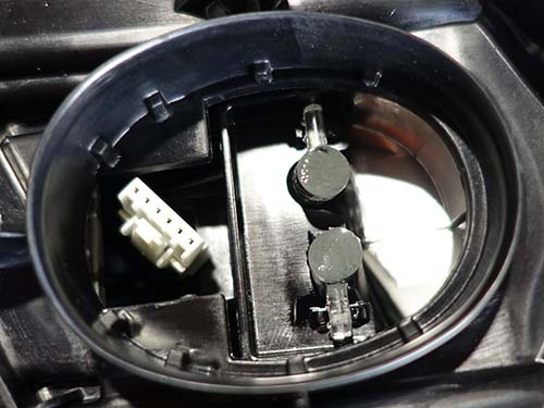 デイライト導光アクリルのリペア作業