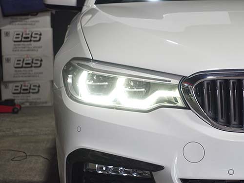 白く明るいデイライト発光を回復