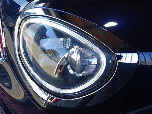 ミニ純正新品のクロームヘッドライトリングへ交換