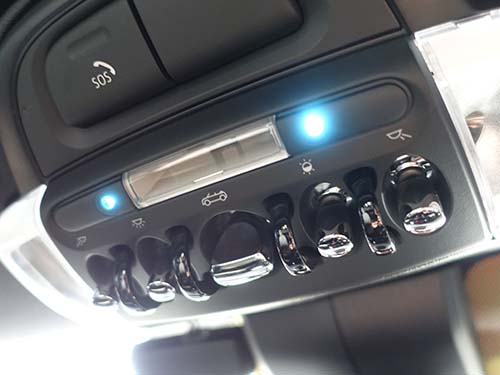 ルーフ開閉の動作上限速度変更(60km/h)