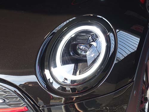 MINI クラブマン F54 JCW コーディング|デイライト時の発光輝度変更（70％）