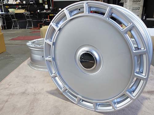 AK FORGED製 21インチアルミホイール(PAF1618)