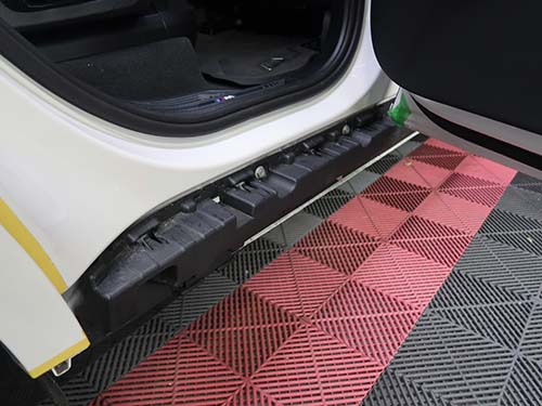 標準サイドステップのサイドシルサポート