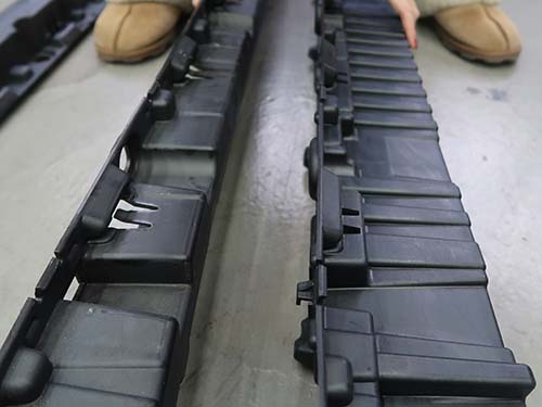 サイドシルサポートが大型化