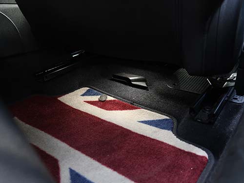 フットライトは完全後付装着