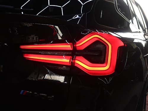 BMW G01 X3 LCIテールライトへアップデート