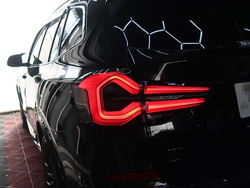 純正LCIモデル用テールライトを後付