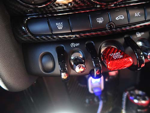 エンジン停止時のアイドリングストップ状態を前回記憶